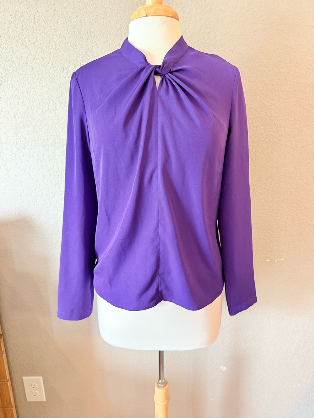 Mastina Purple Twist Neck Blouse Size 36 Y2K Long Sleeve Office Top